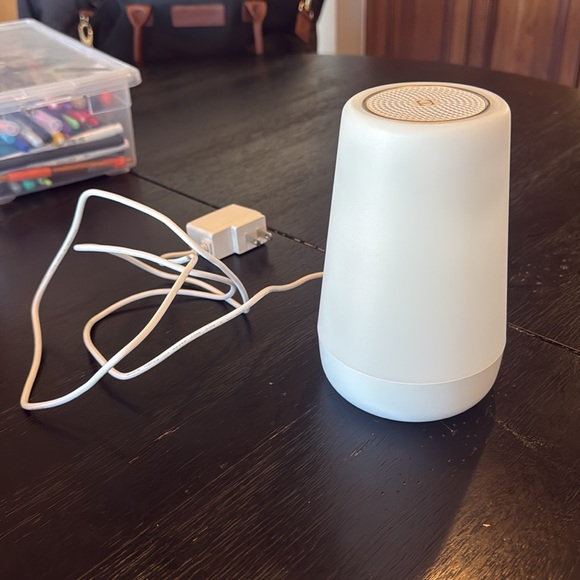 Hatch 2nd Generation Sound Machine - Picture 2 of 2